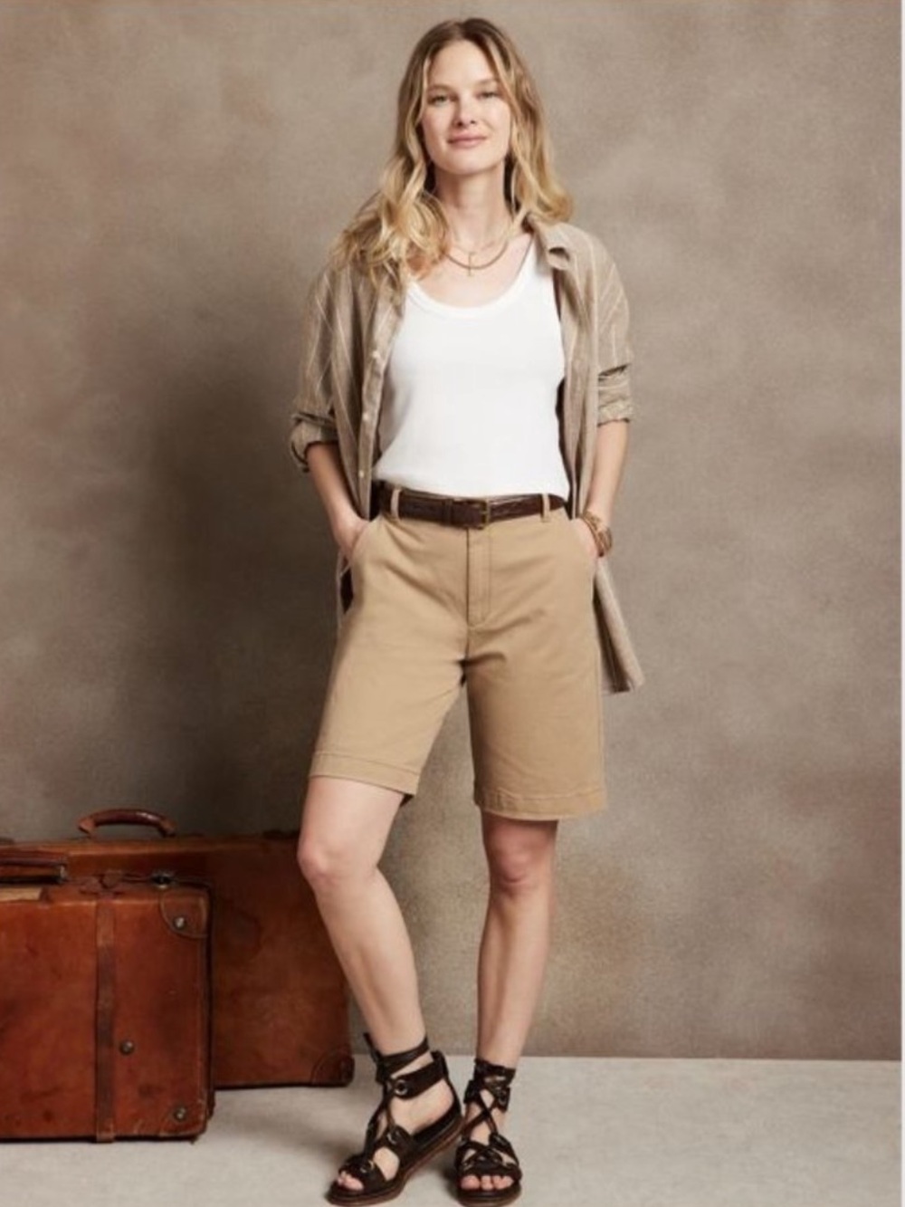 NWT Banana Republic Stretch Bermuda Shorts~ Tan